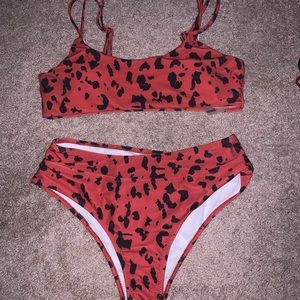 Burnt red patterned bikini